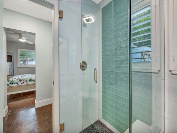 Lido Key Vacation House with Pool Near St. Armands Circle